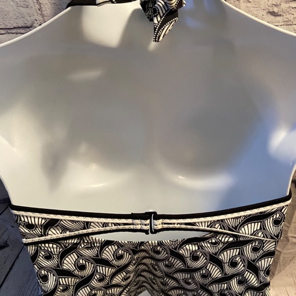 Lands End Bikini 👙 Top, Dark Navy/Cream, Size 10 - Picture 2 of 3